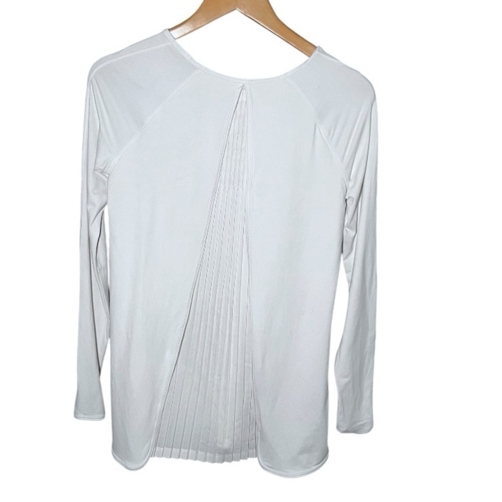 EUC Lululemon Making Moves Long Sleeve Size 6 - Picture 7 of 12